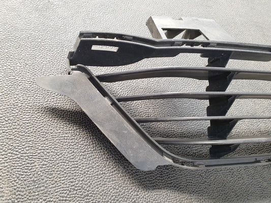 Original Used Toyota Fortuner 2018 Lower Radiator Grille