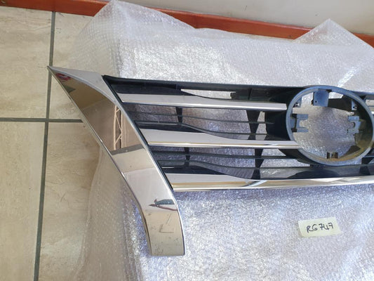 Toyota Fortuner Chrome Radiator Grille - Chrome lifting, Wear and tear