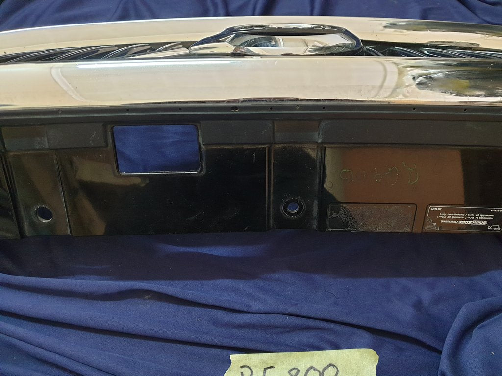 Volvo XC60 2024 Radiator Grille Assy with Emblem/Badge