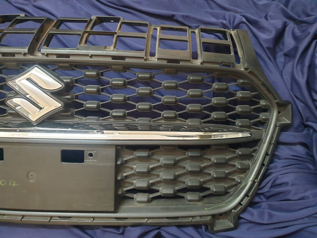 Suzuki Swift Radiator Grille - Wear and Tear