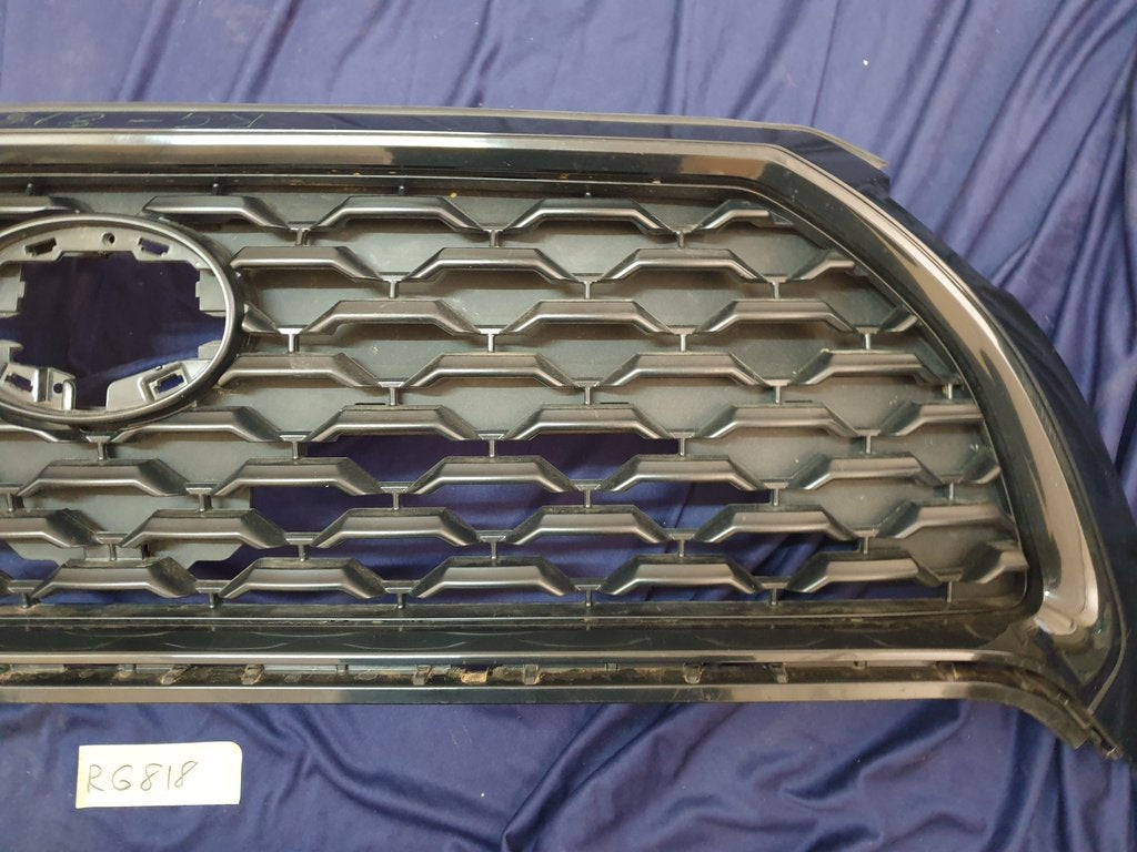 Toyota Corolla Cross Radiator Grille - Light Wear and Tear, Small scratches