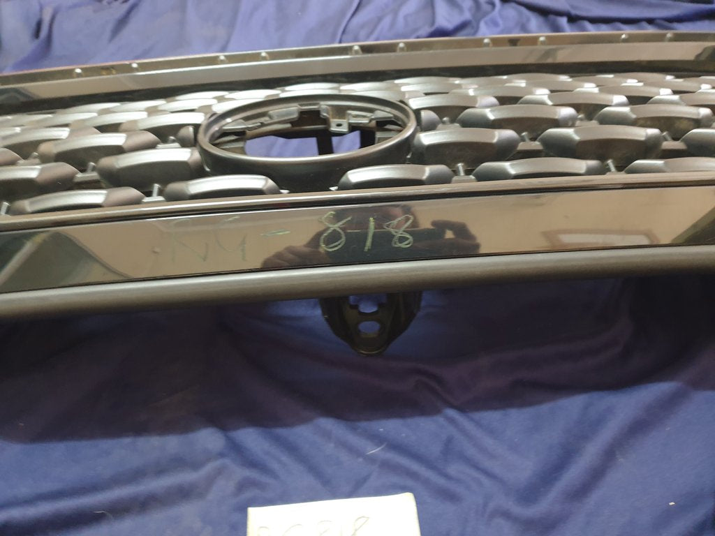 Toyota Corolla Cross Radiator Grille - Light Wear and Tear, Small scratches