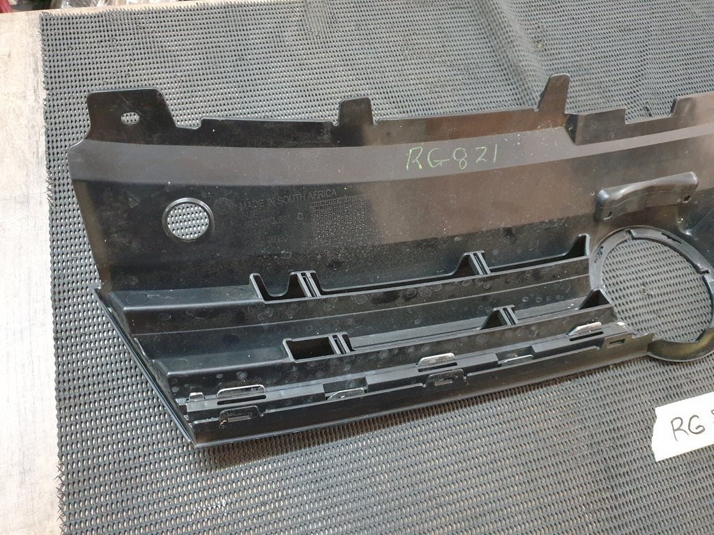 Volkswagen Polo 2018, 2019, 2020, 2021, 2022, 2023 Radiator Grille - Light Wear and Tear