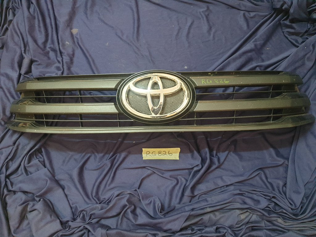 Toyota Aftermarket Radiator Grille - Light Wear and Tear, OEM Badge