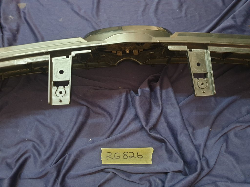 Toyota Aftermarket Radiator Grille - Light Wear and Tear, OEM Badge
