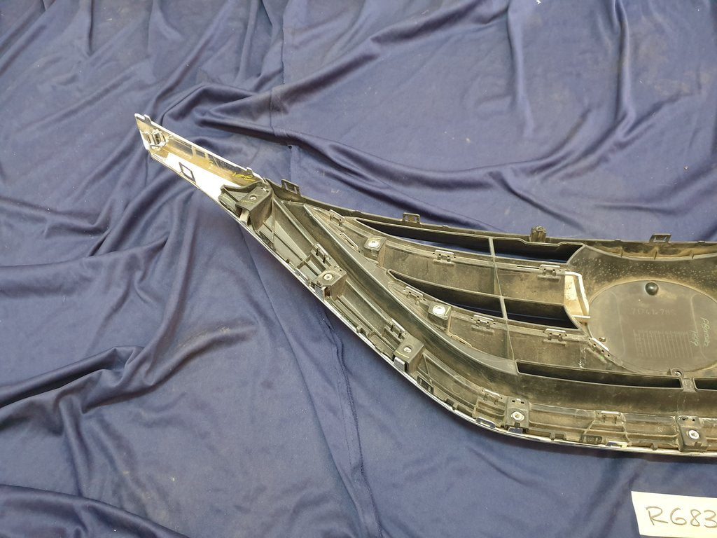 Toyota Starlet Radiator Grille - Chrome Moulding Ruined