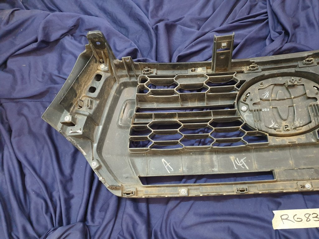 Toyota Hilux Radiator Grille - Wear and Tear, Scuffs