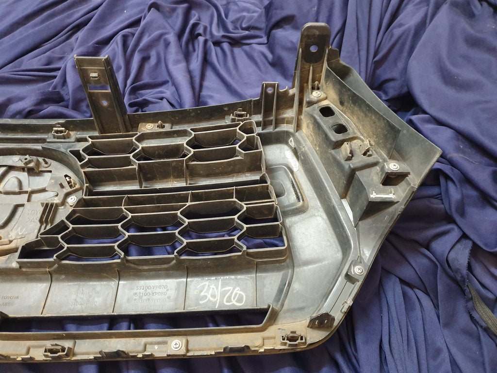 Toyota Hilux Radiator Grille - Wear and Tear, Scuffs