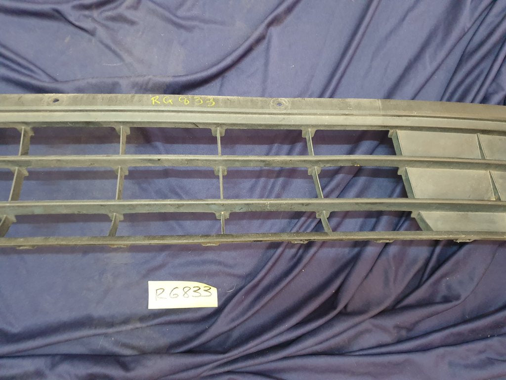 Volkswagen Polo Front Bumper Lower Grille