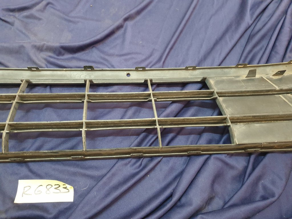 Volkswagen Polo Front Bumper Lower Grille