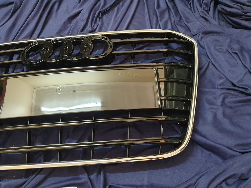Audi A6 C7 Radiator Grille
