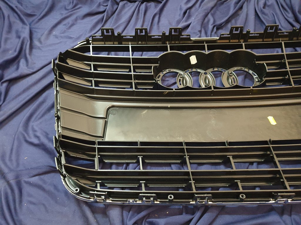 Audi A6 C7 Radiator Grille