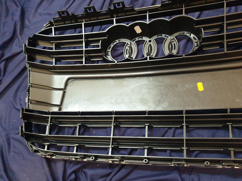 Audi A6 C7 Radiator Grille