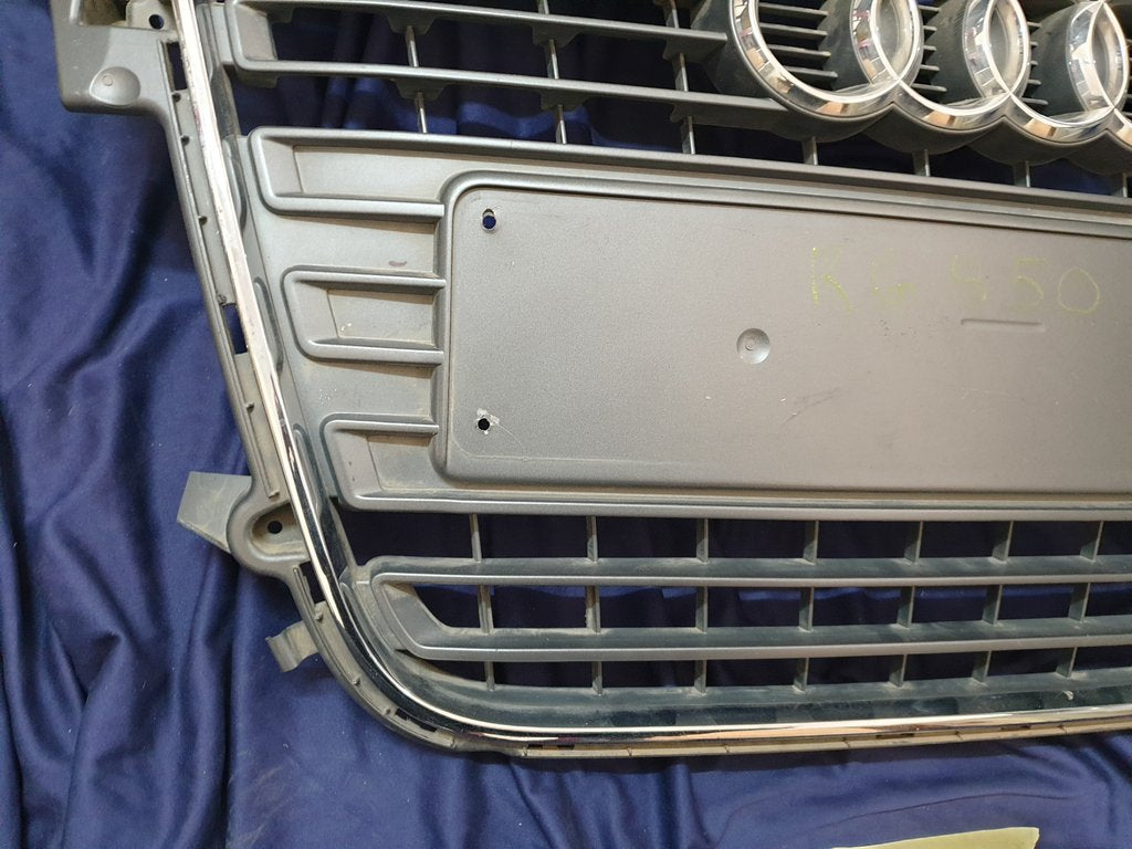 Audi A1 Radiator Grille - Light Wear and Tear