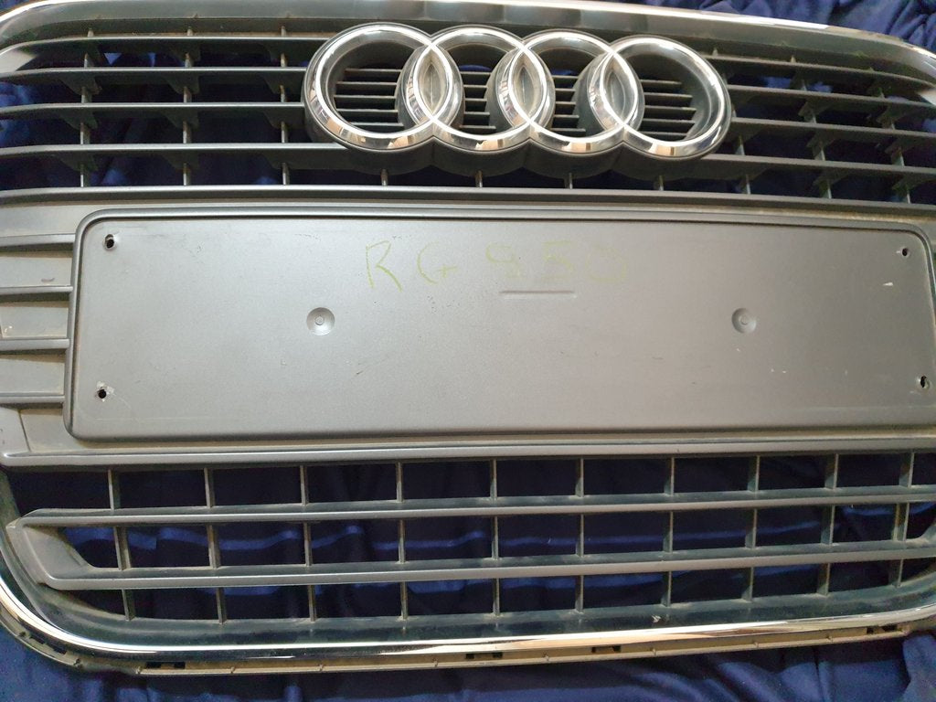 Audi A1 Radiator Grille - Light Wear and Tear