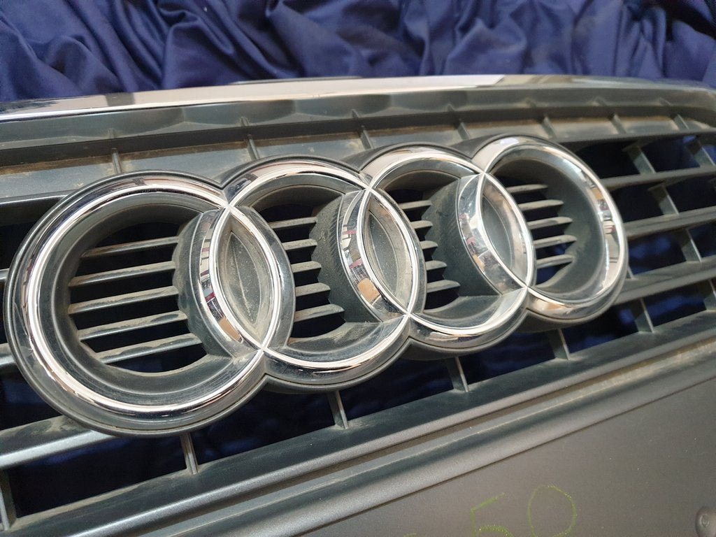 Audi A1 Radiator Grille - Light Wear and Tear