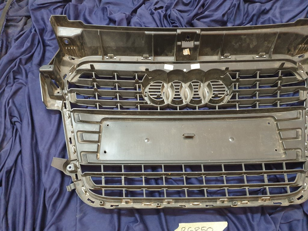 Audi A1 Radiator Grille - Light Wear and Tear