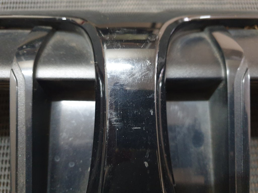 BMW 3 Series G20 Iconic Glow Kidney Grille - Light Wear and Tear, No plugs on wires