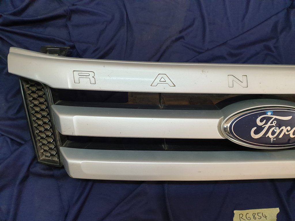 Ford Aftermarket Ranger Radiator Grille - Badge Broken, Scratches