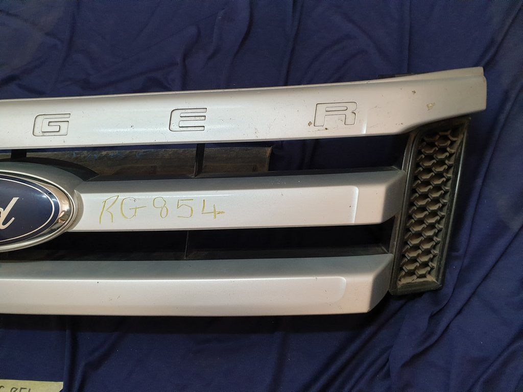 Ford Aftermarket Ranger Radiator Grille - Badge Broken, Scratches