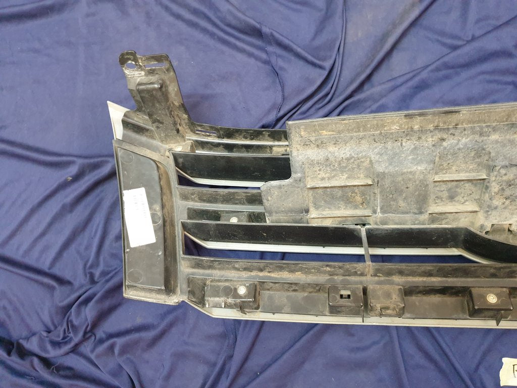 Ford Aftermarket Ranger Radiator Grille - Badge Broken, Scratches