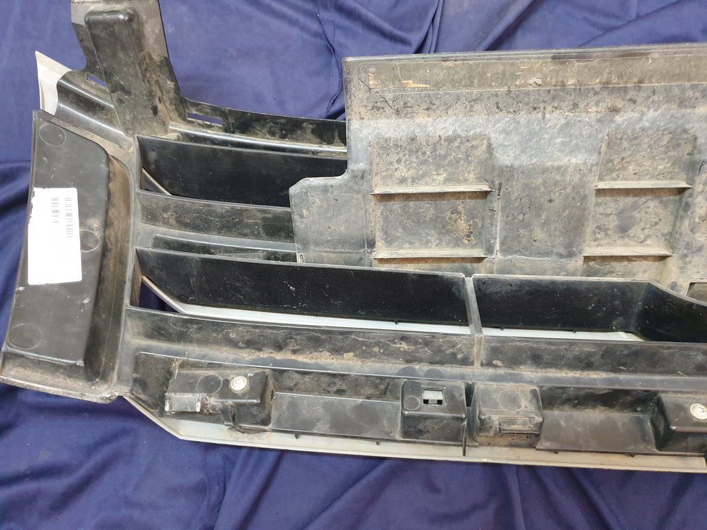Ford Aftermarket Ranger Radiator Grille - Badge Broken, Scratches