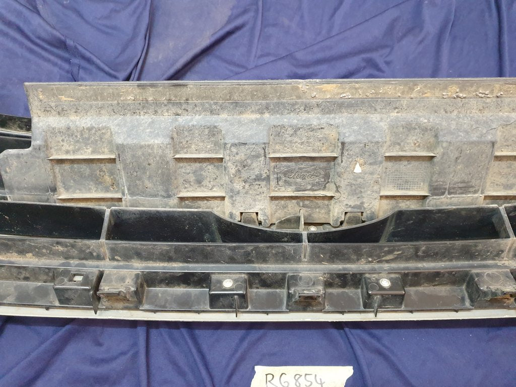 Ford Aftermarket Ranger Radiator Grille - Badge Broken, Scratches