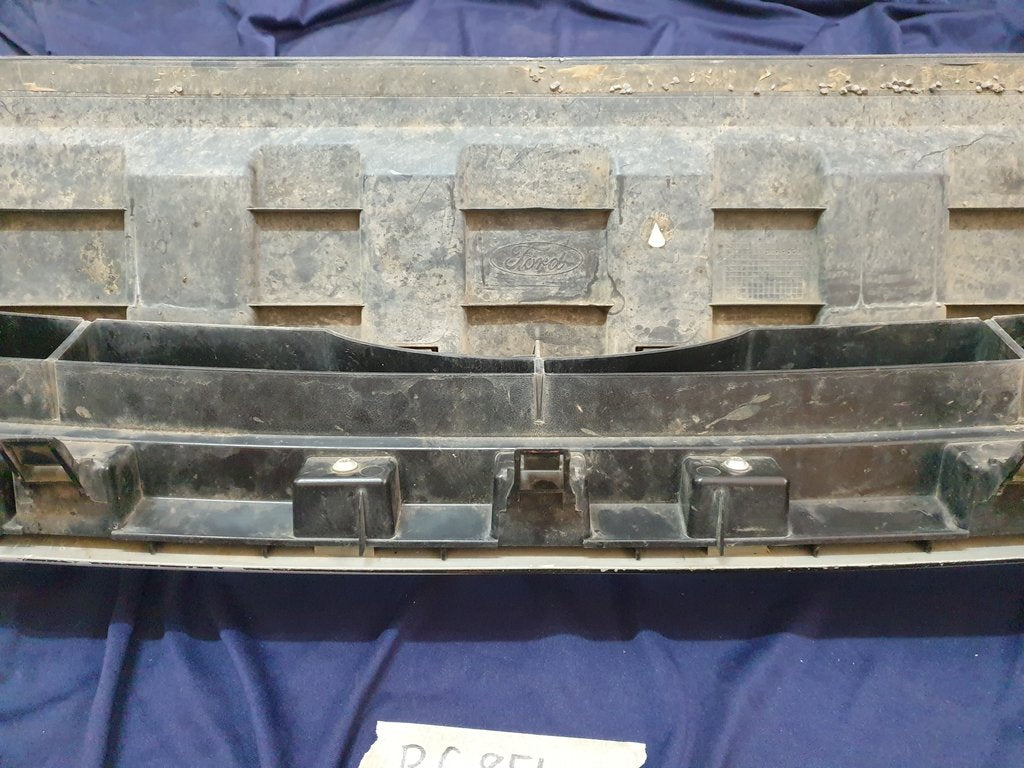 Ford Aftermarket Ranger Radiator Grille - Badge Broken, Scratches