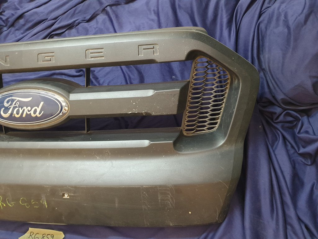 Ford Ranger Radiator Grille - Light Wear and Tear