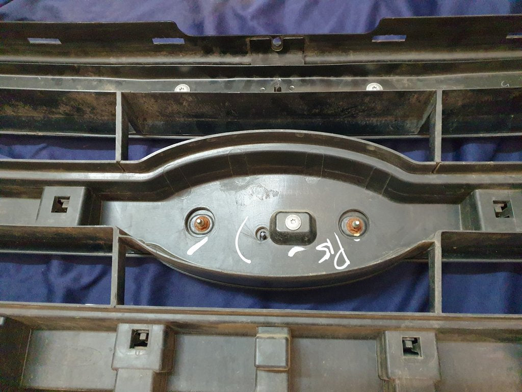 Ford Ranger Radiator Grille - Light Wear and Tear