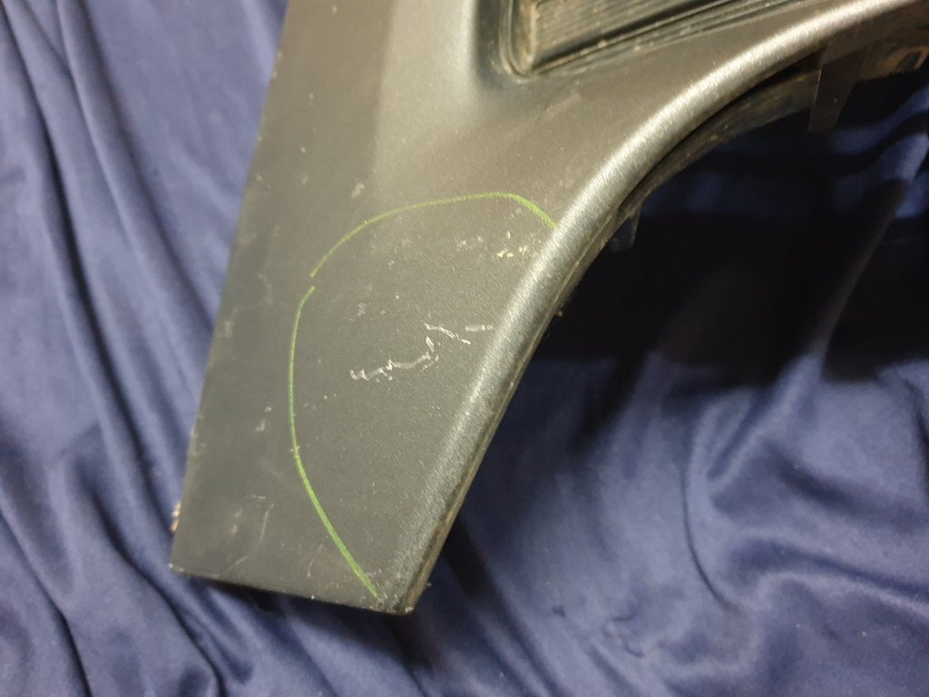 Toyota Hilux Radiator Grille - Wear and Tear, Scratches and small crack