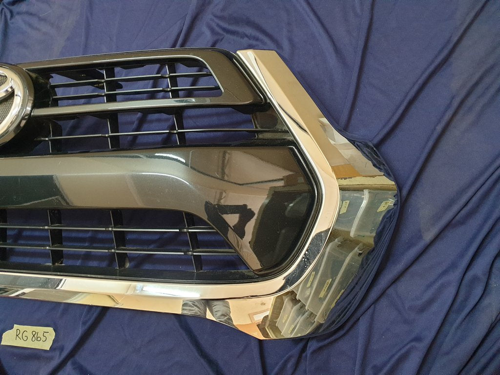 Toyota Hilux Radiator Grille - Light Wear and Tear, Small scratches