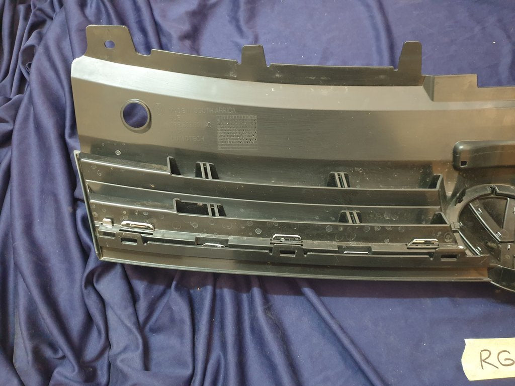 Volkswagen Polo 2018, 2019, 2020, 2021, 2022, 2023 Radiator Grille - Deep abrasion, Wear and Tear, Broken badge