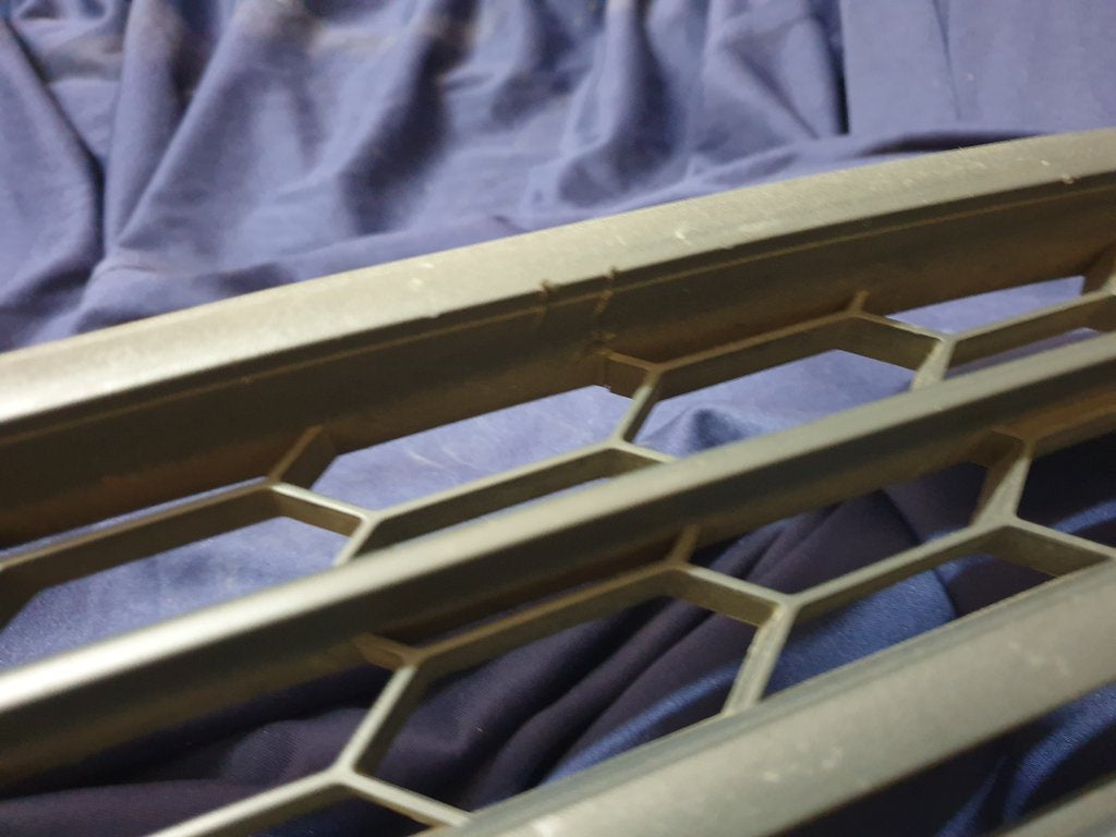 Ford Ecosport Radiator Grille - Wear and Tear