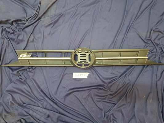 Volkswagen Polo RLine Radiator Grille - Light Wear and Tear, "Rline" Badge chipped
