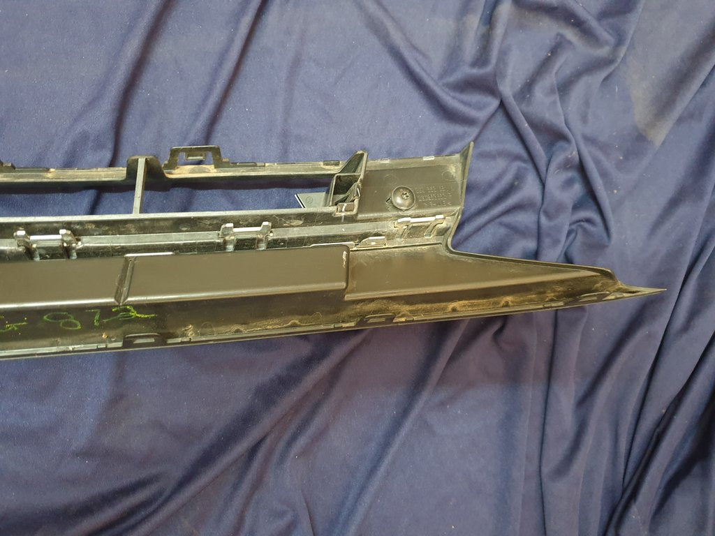 Volkswagen Polo RLine Radiator Grille - Light Wear and Tear, "Rline" Badge chipped
