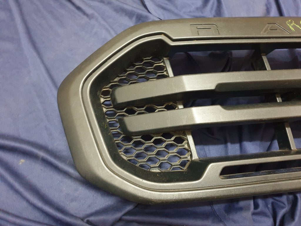 Ford Ranger Radiator Grille - Light Wear and Tear
