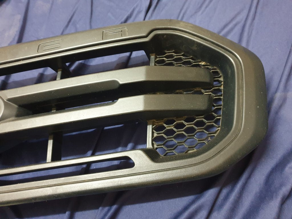 Ford Ranger Radiator Grille - Light Wear and Tear