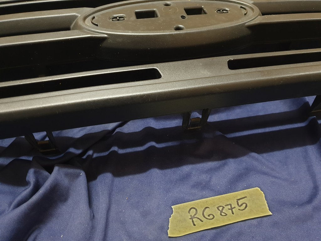 Ford Ranger Radiator Grille - Light Wear and Tear