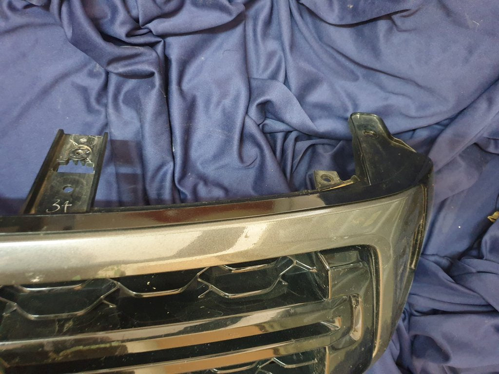 Toyota Hilux Radiator Grille - Wear and Tear, Scuffs