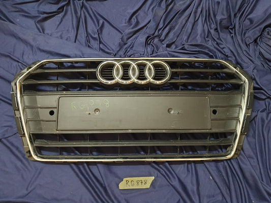 Audi A4 Radiator Grille - Light Wear and Tear, Chrome damaged