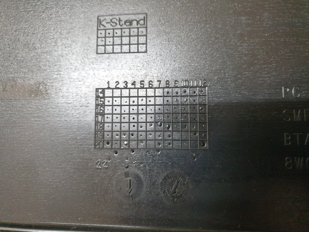 Audi A4 Radiator Grille - Light Wear and Tear, Chrome damaged
