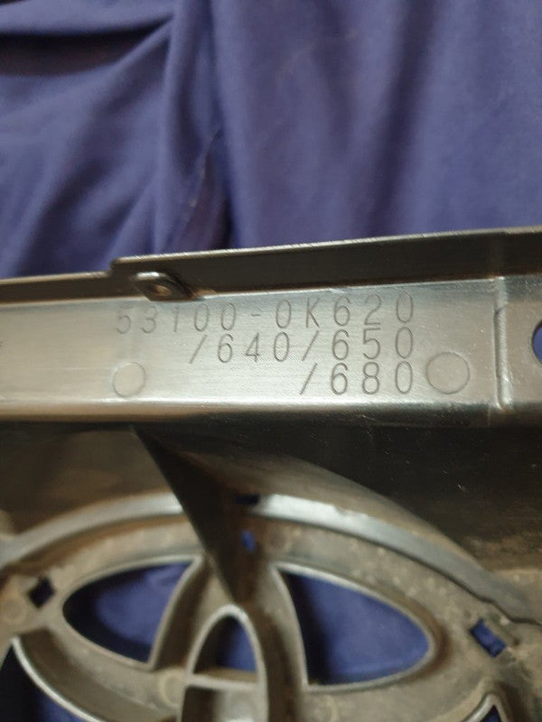 Toyota Hilux Radiator Grille - Scuffs