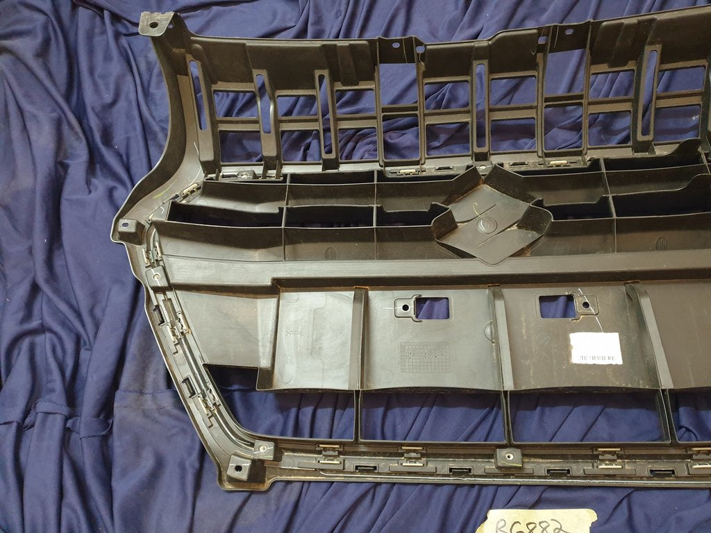 Suzuki Swift Dzire Radiator Grille - Light Wear and Tear, Small chips