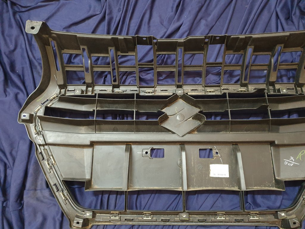 Suzuki Swift Dzire Radiator Grille - Light Wear and Tear, Small chips