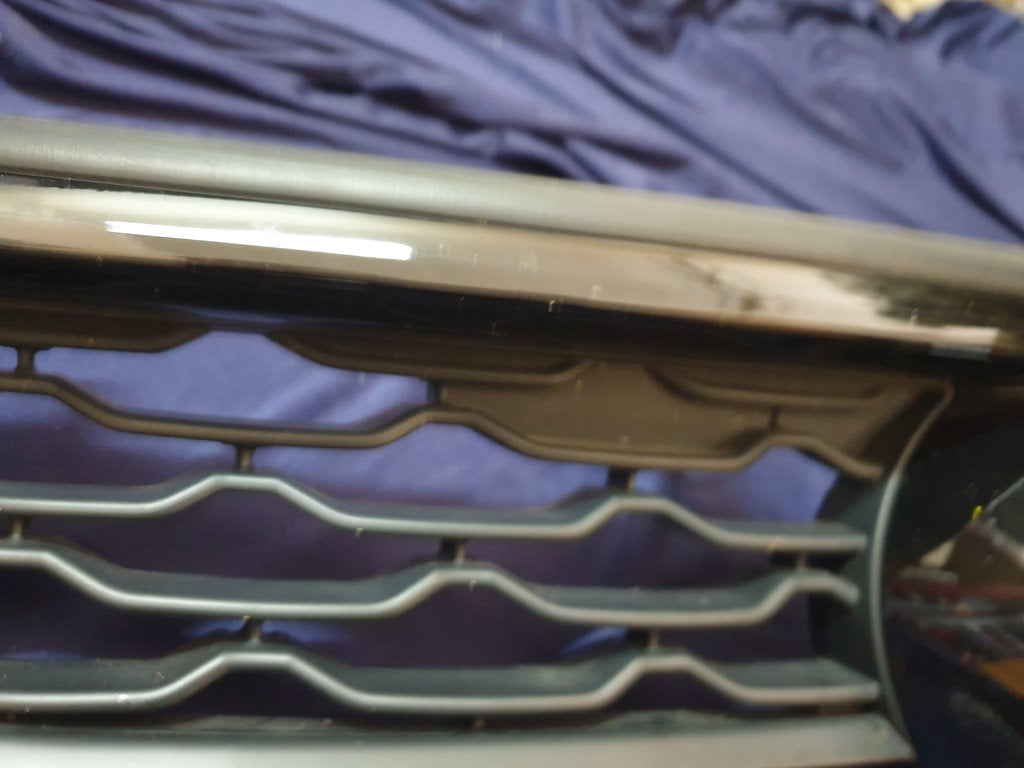 Toyota Fortuner Radiator Grille - Wear and Tear, Scratches