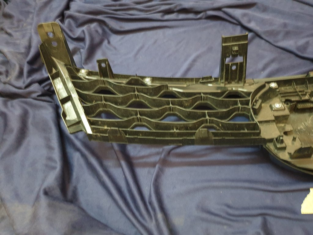 Toyota Fortuner Radiator Grille - Wear and Tear, Scratches