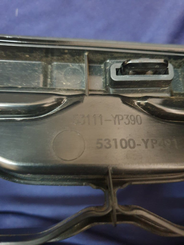 Toyota Fortuner Radiator Grille - Wear and Tear, Scratches