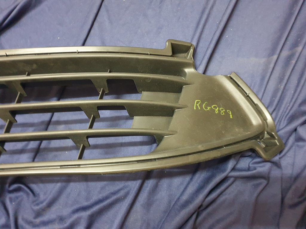 Toyota Starlet Suzuki Baleno 71721M50S00 Front Bumper Lower Grille