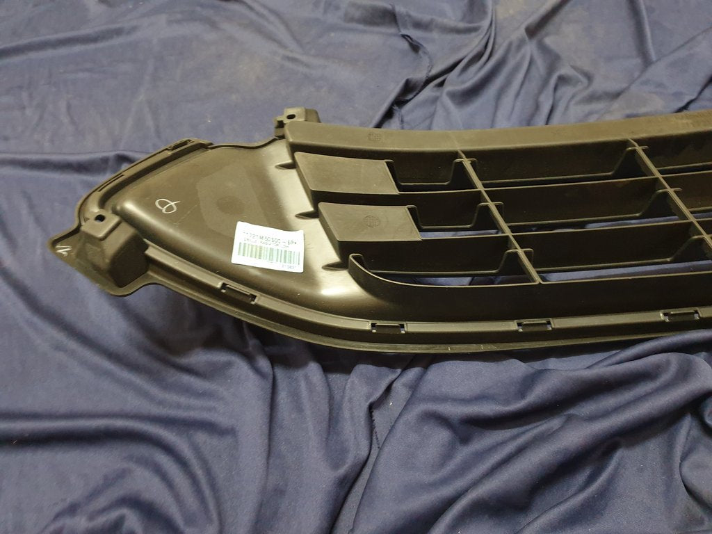 Toyota Starlet Suzuki Baleno 71721M50S00 Front Bumper Lower Grille